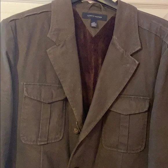 TOMMY HILFIGER WINTER JACKET LARGE OLIVE GREEN EXCELLENT CONDITION - Picture 2 of 8